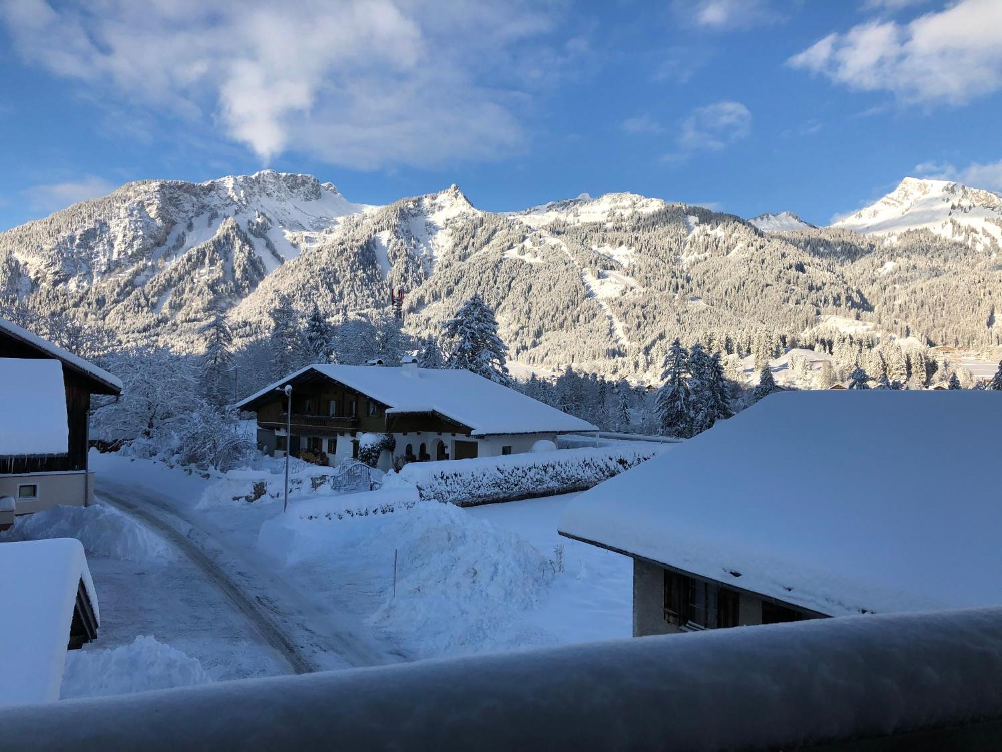 Alpenapart Singer - Contactless Check-In Reutte Kültér fotó